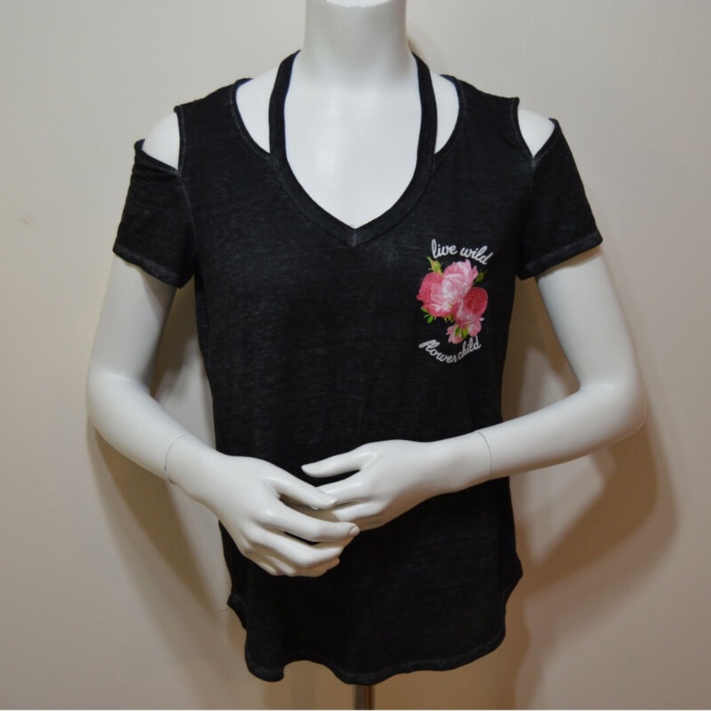 Express Cold Shoulder Tee - Picture 7 of 7